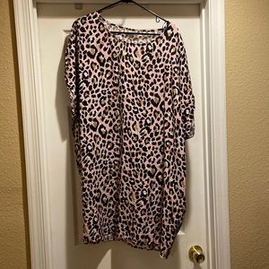 NWT Oversize Dress with pockets